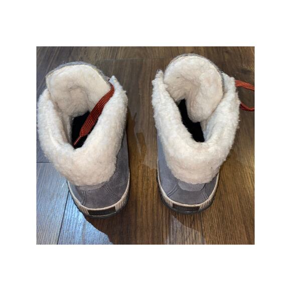 EUC Sorel Women’s Out N About Plus Conquest Boots Gray Waterproof Shearling 8.5 - Picture 8 of 10